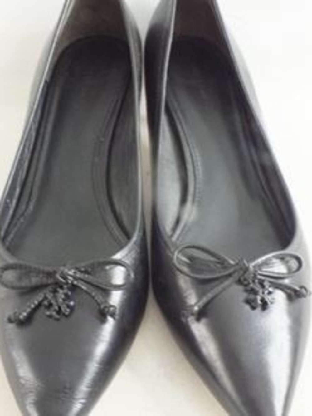 Tory Burch Charm Black Kitten Heel Pumps with Bow - Picture 4 of 8